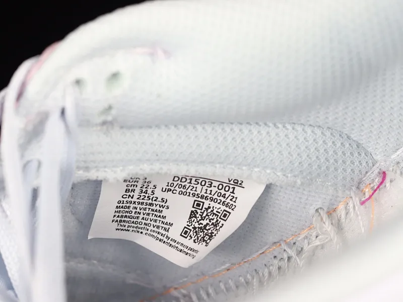 All categories Nk SB Dunk series Nk SB Dunk Low low-top sneakers F version special price Nk Dunk SB Low blue purple pink SB smashed backboard fashion casual sneakers DD1503-001